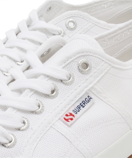 SUPERGA(スペルガ)の「SUPERGA: 『2750 COTU CLASSIC』キャンバススニーカー(スニーカー・メンズ・オフホワイト/ブラック/ブルー/ネイビー/カーキ/イエロー・42/41/43/40/44)」の11枚目の写真