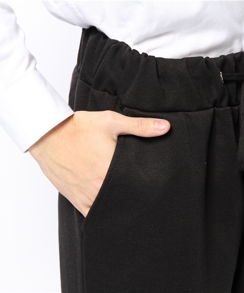 WHO'S WHO gallery（フーズフーギャラリー）の「リラックスジャージー03（スラックス・メンズ・チャコールグレー/ブラック/グレー・SMALL/MEDIUM）」の8枚目の写真