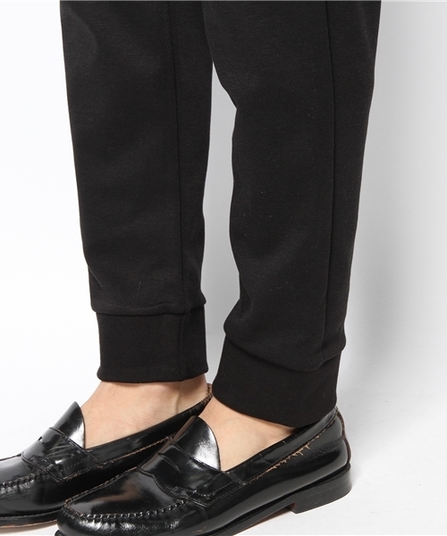 WHO'S WHO gallery（フーズフーギャラリー）の「リラックスジャージー03（スラックス・メンズ・チャコールグレー/ブラック/グレー・SMALL/MEDIUM）」の9枚目の写真