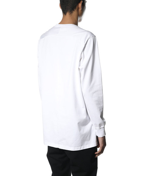 ATTACHMENT（アタッチメント）の「60/2 ギザシルキー天竺　クルーネックL/S（Tシャツ/カットソー・メンズ・オフホワイト/ブラック/ホワイト/ライトベージュ・3/1/2）」の8枚目の写真