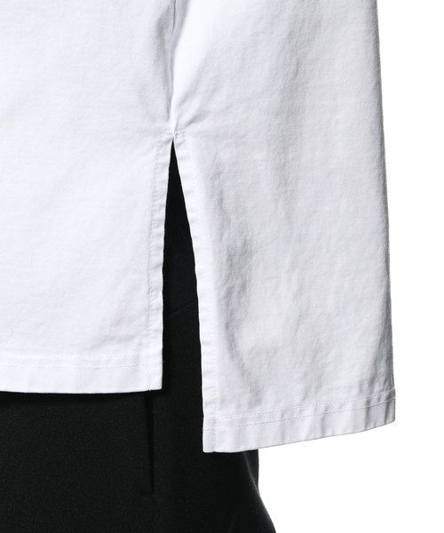 ATTACHMENT（アタッチメント）の「60/2 ギザシルキー天竺　クルーネックL/S（Tシャツ/カットソー・メンズ・オフホワイト/ブラック/ホワイト/ライトベージュ・3/1/2）」の10枚目の写真