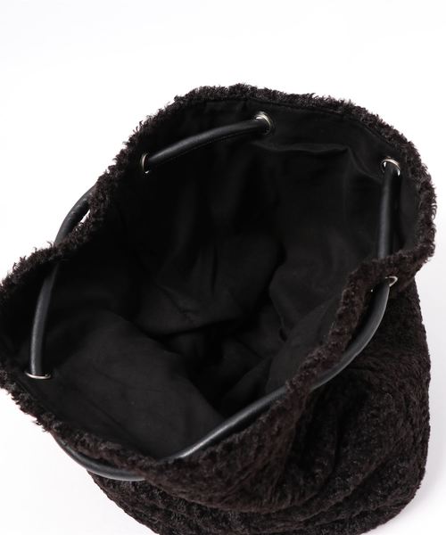 knot yacht（ノットヨット）の「エコファー巾着バッグ（トートバッグ・レディース・ブラック/ベージュ・FREE）」の6枚目の写真