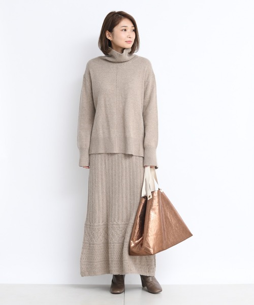 DouDou(ドゥドゥ)の「ニットアップ透かしジャガードスカート(スカート・レディース・グリーン/ベージュ・FREE)」の4枚目の写真