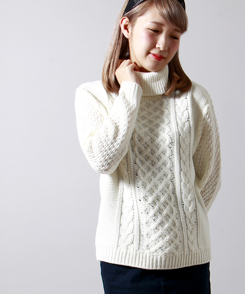 WEGO（ウィゴー）の「WEGO/ケーブル編みハイネックニット（ニット/セーター・レディース・アイボリー/杢グレー/サックスブルー/ライトピンク・FREE）」の2枚目の写真