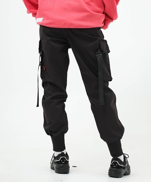 .KOM（ドットコム）の「スリムカーゴパンツ（カーゴパンツ・メンズ・ブラック・L）」の8枚目の写真