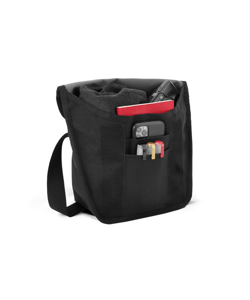 CHROME(クローム)の「HIP SLING SM / ヒップスリングバッグ 小型サコッシュ ウエストポーチ 2way仕様(ボディバッグ/ウエストポーチ・メンズ・ブラック/ブラック×ゴールド/ブラック×ホワイト・FREE)」の8枚目の写真