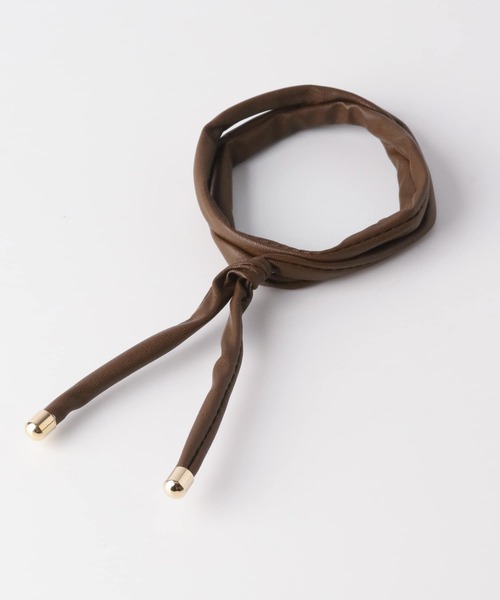 SMELLY(スメリー)の「フェイクレザーグルグルヘアワイヤー(その他ヘアアクセサリー・レディース・ダークブラウン/ベージュ/モカ・-)」の10枚目の写真