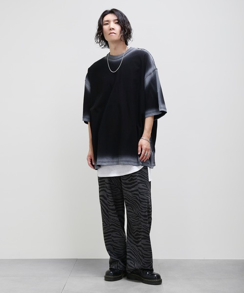 minsobi(ミンソビ)の「グラデーションスプレーBig T(Tシャツ/カットソー・メンズ・ホワイト/ブラック・FREE)」の11枚目の写真