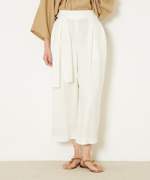 Liesse（リエス）の「リボン付きフレアパンツ（その他パンツ・レディース・ホワイト/ベージュ/ブラウン/レッド・S/M）」の9枚目の写真