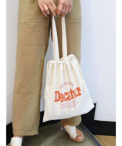 Ungrid（アングリッド）の「【ZOZO限定】ロゴ巾着トートバッグ（トートバッグ・レディース・ネイビー/オレンジ/グリーン・FREE）」の4枚目の写真