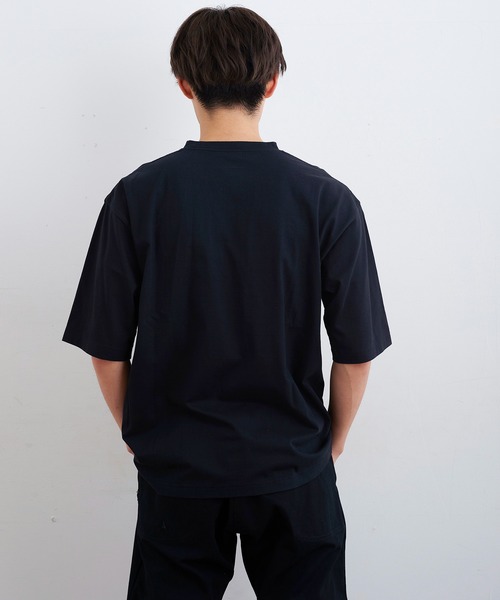 KELTY(ケルティ)の「KELTY コーデュラ プリントTシャツ/CORDURA PRINT T-SHIRT(Tシャツ/カットソー・レディース・ブラック/ホワイト/キャメル・M/L/XL/S/XS)」の4枚目の写真