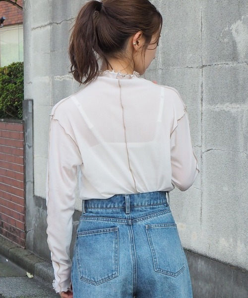 tiptop（ティップトップ）の「2020AW ハイネックシアーメローロンT（Tシャツ/カットソー・レディース・オフホワイト/ブラック/グレイッシュベージュ・FREE）」の2枚目の写真