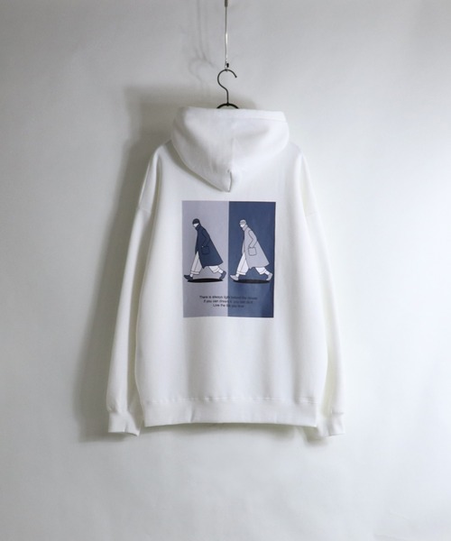 ILL'S(イルズ)の「ILL'S / イルズ ボーイイラスト プリントビッグパーカー(パーカー・メンズ・ホワイト/チャコールグレー/ブラック/ベージュ/サックスブルー/ホワイト系その他/ミント・M/L)」の2枚目の写真