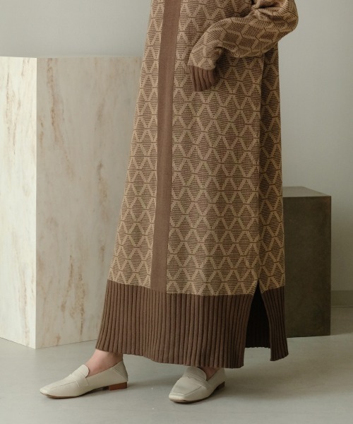 Bab（バブ）の「【WEB限定】ジャガードニットカフタンワンピース（ワンピース・レディース・ブラウン/ライトグリーン/ベージュ/モカ・FREE）」の15枚目の写真