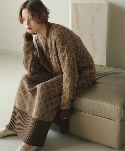 Bab（バブ）の「【WEB限定】ジャガードニットカフタンワンピース（ワンピース・レディース・ブラウン/ライトグリーン/ベージュ/モカ・FREE）」の14枚目の写真