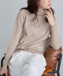 Pierrot（ピエロ）の「プレミアムカシミヤタッチタートルニット（ニット/セーター・レディース）」