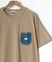 Lee（リー）の「Lee/リー ピスネーム ワンポイント刺繍 デニム ポケット Tシャツ（Tシャツ/カットソー・メンズ）」