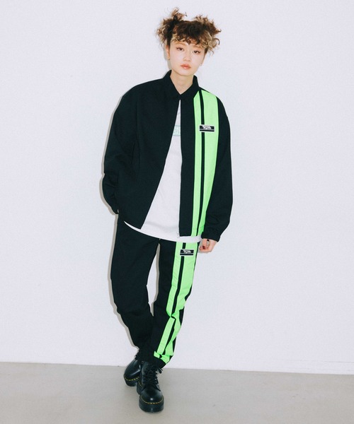 【美品】X-girl × Romy PIT CREW PANTS X-girl（エックスガール）の「【WEB限定】X-girl × Romy PIT