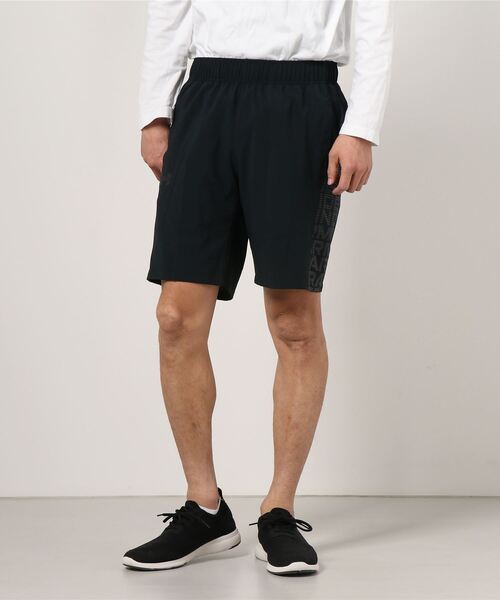 UNDER ARMOUR（アンダーアーマー）の「UAサマーウーブン ショーツ（トレーニング/MEN）（その他パンツ・メンズ・ブラック×レッド/ブラック・XXL/MD/XL/SM/LG/3XL）」の2枚目の写真