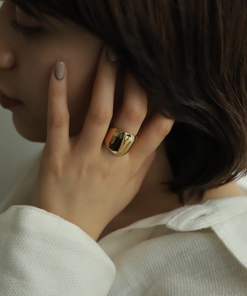 PAS TIERRA(パティエラ)の「-Lien- ワイドフリーリング(リング・レディース・シルバー/イエローゴールド・#13/#15/#11)」の9枚目の写真