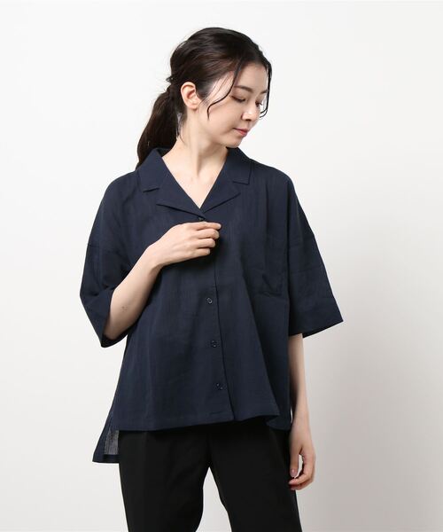 Samansa Mos2 blue(サマンサモスモスブルー)の「柄アソート開襟シャツ(シャツ/ブラウス・レディース・ベージュ/ブラック/ネイビー・フリ-)」の7枚目の写真