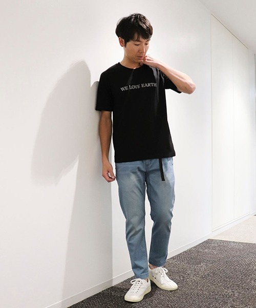 COMME CA ISM(コムサイズム)の「プリントTシャツ(Tシャツ/カットソー・メンズ・ホワイト/ブラック/ブラウン/ベージュ/グリーン/サックスブルー・LARGE/MEDIUM)」の14枚目の写真