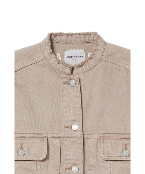 AMERICAN RAG CIE（アメリカンラグシー）の「ノーカラーデニムジャケット（ノーカラージャケット・レディース・オフホワイト/モカ・38/36）」の22枚目の写真