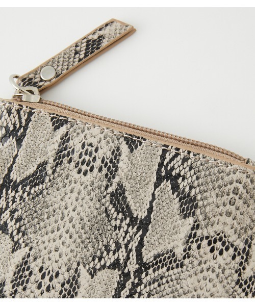 AZUL by moussy（アズールバイマウジー）の「CLEAR WINDOW POUCH /クリアウィンドウポーチ（ポーチ・レディース・ブラック/グレー系その他・FREE）」の17枚目の写真