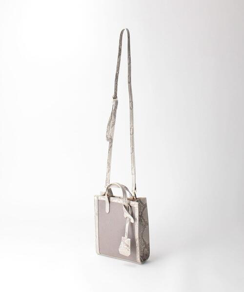 closet story（クローゼットストーリー）の「CC スクエア ミニショルダー バッグ（ショルダーバッグ・レディース・ライトグレー/ライトブルー/ナチュラル・FREE）」の8枚目の写真