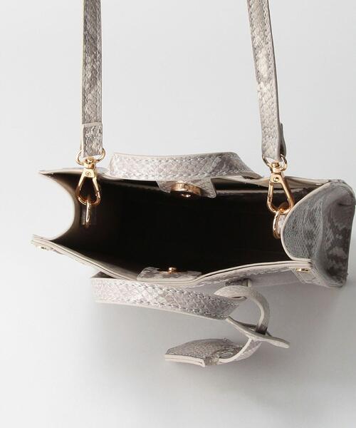 closet story（クローゼットストーリー）の「CC スクエア ミニショルダー バッグ（ショルダーバッグ・レディース・ライトグレー/ライトブルー/ナチュラル・FREE）」の5枚目の写真