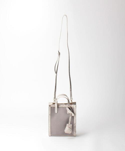 closet story（クローゼットストーリー）の「CC スクエア ミニショルダー バッグ（ショルダーバッグ・レディース・ライトグレー/ライトブルー/ナチュラル・FREE）」の17枚目の写真