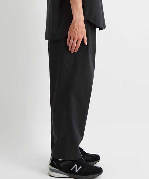 ADAM ET ROPE'（アダムエロペ）の「【TOOLIGHT】吸水速乾/超軽量/TC ルーズワイド テーパードパンツ/セットアップ対応（その他パンツ・メンズ・ブラック/ネイビー・S/M/L/XL）」の14枚目の写真