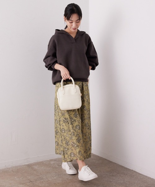 SALON adam et rope'（サロン アダム エ ロペ）の「<春まで使える>スウェットライクニットパーカー（パーカー・レディース・ホワイト/チャコールグレー/ベージュ/オレンジ・FREE）」の8枚目の写真