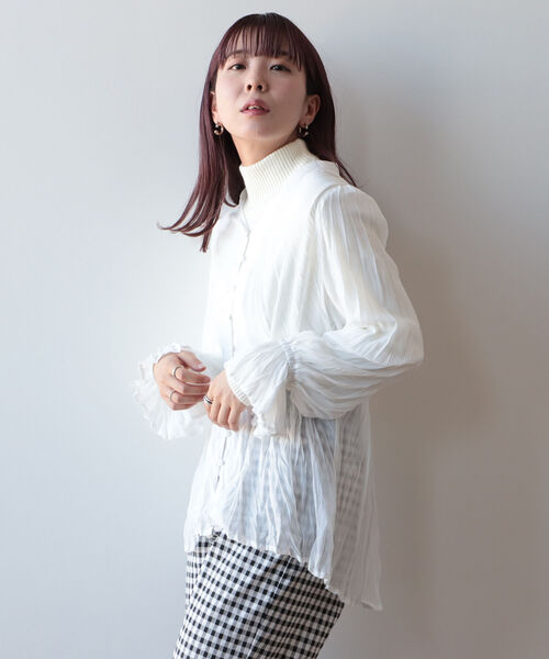 BeAMS DOT(ビームスドット)の「BeAMS DOT / Vネック ワッシャーブラウス(シャツ/ブラウス・レディース・オフホワイト/ブルー・FREE)」の6枚目の写真