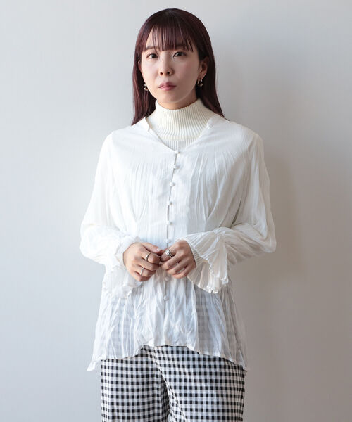 BeAMS DOT(ビームスドット)の「BeAMS DOT / Vネック ワッシャーブラウス(シャツ/ブラウス・レディース・オフホワイト/ブルー・FREE)」の7枚目の写真
