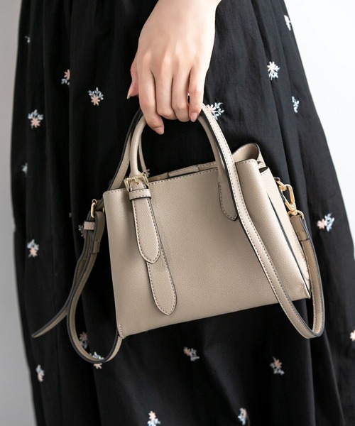 Edit Sheen（エディットシーン）の「ワンサイドベルトハンドルハンドバッグミニ（ハンドバッグ・レディース・オフホワイト/ベビーピンク/ベージュ/オレンジ/レッド/グリーン/イエロー/ブラック/スモーキーグリーン系1/ブラウン系その他/ラベンダー/ミント/サックスブルー・FREE）」の14枚目の写真