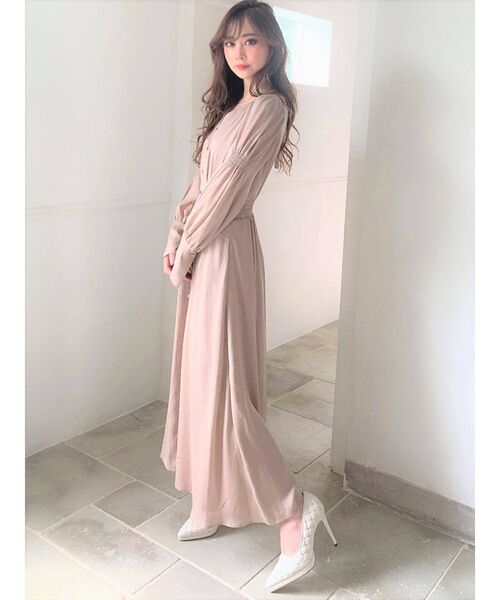 RESEXXY(リゼクシー)の「ボリュームスリーブマキシワンピース(ワンピース・レディース・ベージュ/オフホワイト/ブルー/オレンジ・FREE)」の12枚目の写真