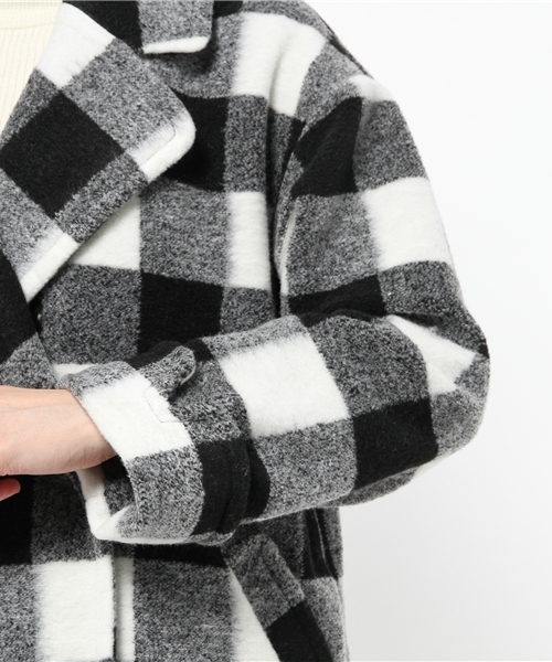 one after another NICE CLAUP(ワンアフターアナザーナイスクラップ)の「【ナイスクラップ】スライバーダブルジャケットコート(その他アウター・レディース・ピンクベージュ/チェック/オフホワイト・FREE)」の4枚目の写真