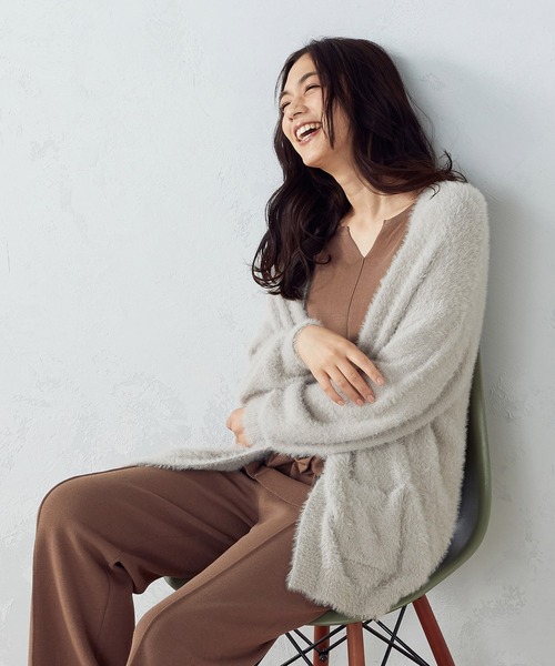 COMME CA ISM(コムサイズム)の「フェザーヤーン カーディガン(カーディガン/ボレロ・レディース・オレンジ/グレイッシュベージュ/チャコール・FREE)」の3枚目の写真