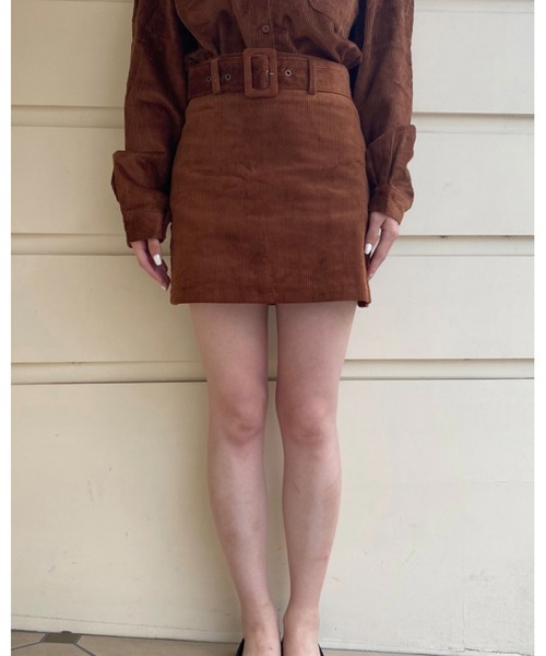 epine（エピヌ）の「corduroy belt mini skirt（スカート・レディース・ブラウン・S/M）」の6枚目の写真