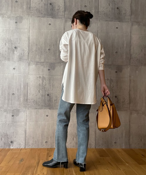 KOBE LETTUCE(コウベレタス)の「ラウンドビッグチュニックロンT(Tシャツ/カットソー・レディース・ベージュ/チャコール/ブラック/グリーン/オフホワイト/ピンクベージュ/ホワイト系/ミント・M/L/LL)」の9枚目の写真