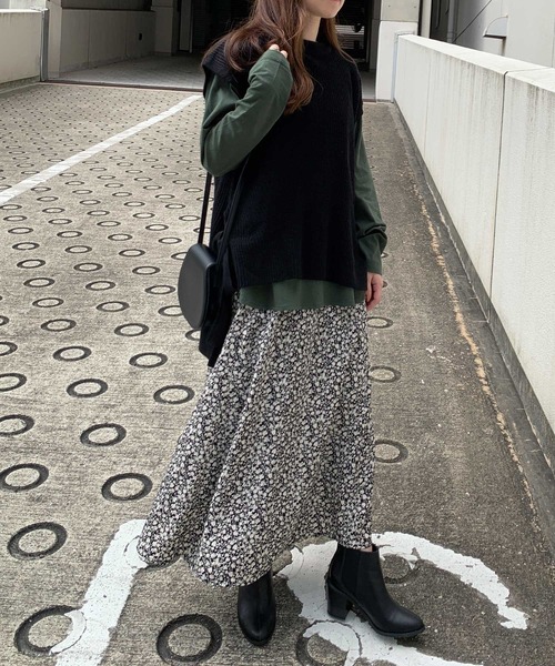 KOBE LETTUCE(コウベレタス)の「ラウンドビッグチュニックロンT(Tシャツ/カットソー・レディース・ベージュ/チャコール/ブラック/グリーン/オフホワイト/ピンクベージュ/ホワイト系/ミント・M/L/LL)」の12枚目の写真