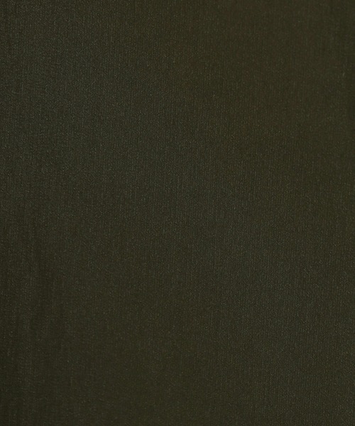 GYMPHLEX（ジムフレックス）の「1906 Gymphlex SPORT WEAR | 2WAYストレッチタフタ 中綿シャツジャケット MEN（シャツ/ブラウス・メンズ・ブラック/オリーブ・LARGE/MEDIUM）」の21枚目の写真