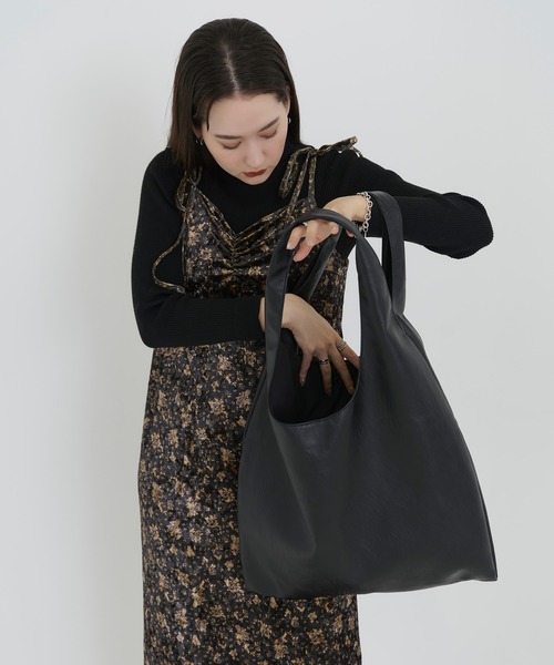 ＊じゅんじゅん様＊ハンドメイド　ショルダーバッグ　マルシェバッグ エムエム6 MM6 SB5ZH0018 P6418 ショルダーバッグ NUMERIC BAG