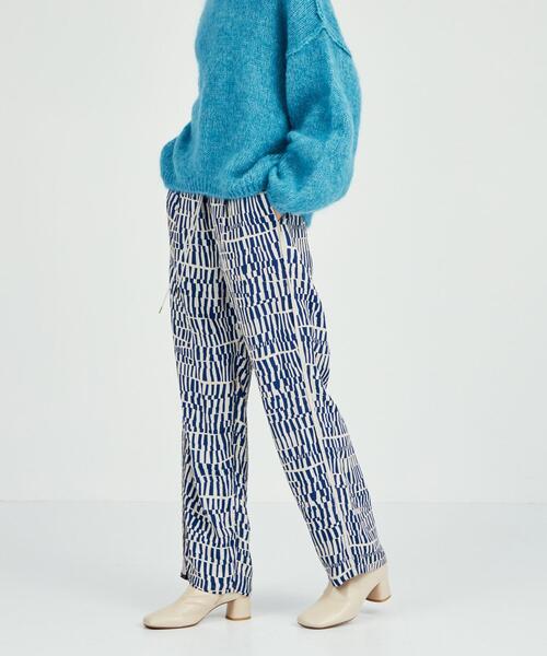 BRACTMENT(ブラクトメント)の「<BRACTMENT(ブラクトメント)>BM ジオメ ジャカード ドロストパンツ(その他パンツ・レディース・ブラック/コバルトブルー・FREE)」の2枚目の写真
