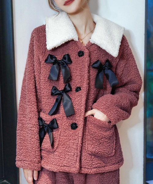 OSYAREVO（オシャレボ）の「スクエアカラー ボアリボン ルームウェア（ルームウェア/パジャマ・レディース・ホワイト/ピンク・FREE）」の6枚目の写真