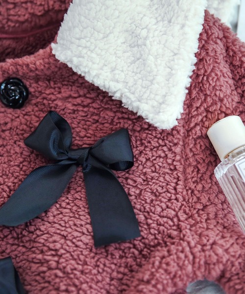 OSYAREVO（オシャレボ）の「スクエアカラー ボアリボン ルームウェア（ルームウェア/パジャマ・レディース・ホワイト/ピンク・FREE）」の4枚目の写真