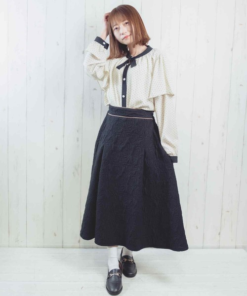 Hamble by Par Avion（ハンブルバイパラビオン）の「フラワーキルティングふうスカート（スカート・レディース・ブラック/グリーン・ONESIZE）」の18枚目の写真