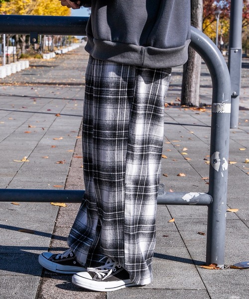 PairPair（ペアペア）の「カラーチェックイージーパンツ(ユニセックス)（その他パンツ・レディース・ブラック/オレンジ/グリーン・MEDIUM/LARGE）」の7枚目の写真