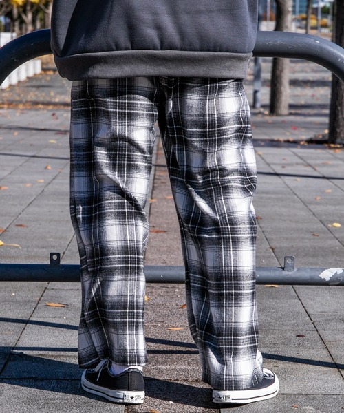 PairPair（ペアペア）の「カラーチェックイージーパンツ(ユニセックス)（その他パンツ・レディース・ブラック/オレンジ/グリーン・MEDIUM/LARGE）」の5枚目の写真